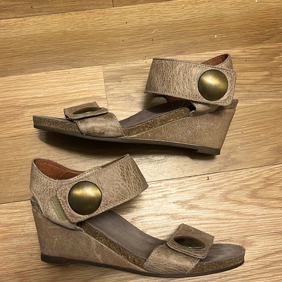 Taos wedge sandles - Picture 3 of 5